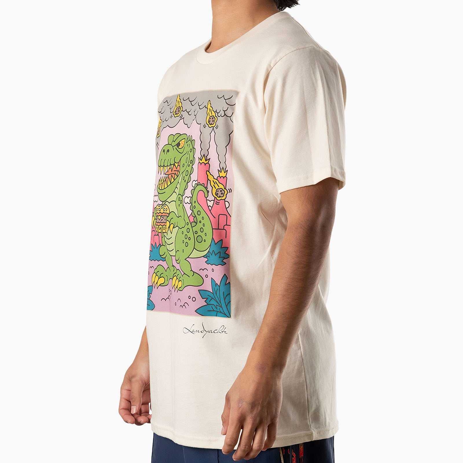 120CL-TSBKNTM-Burger_King_oversized_-_Medium-Apparel-Front_Angle-Web_64c3c9f7-489f-47dd-816d-7448555908cd