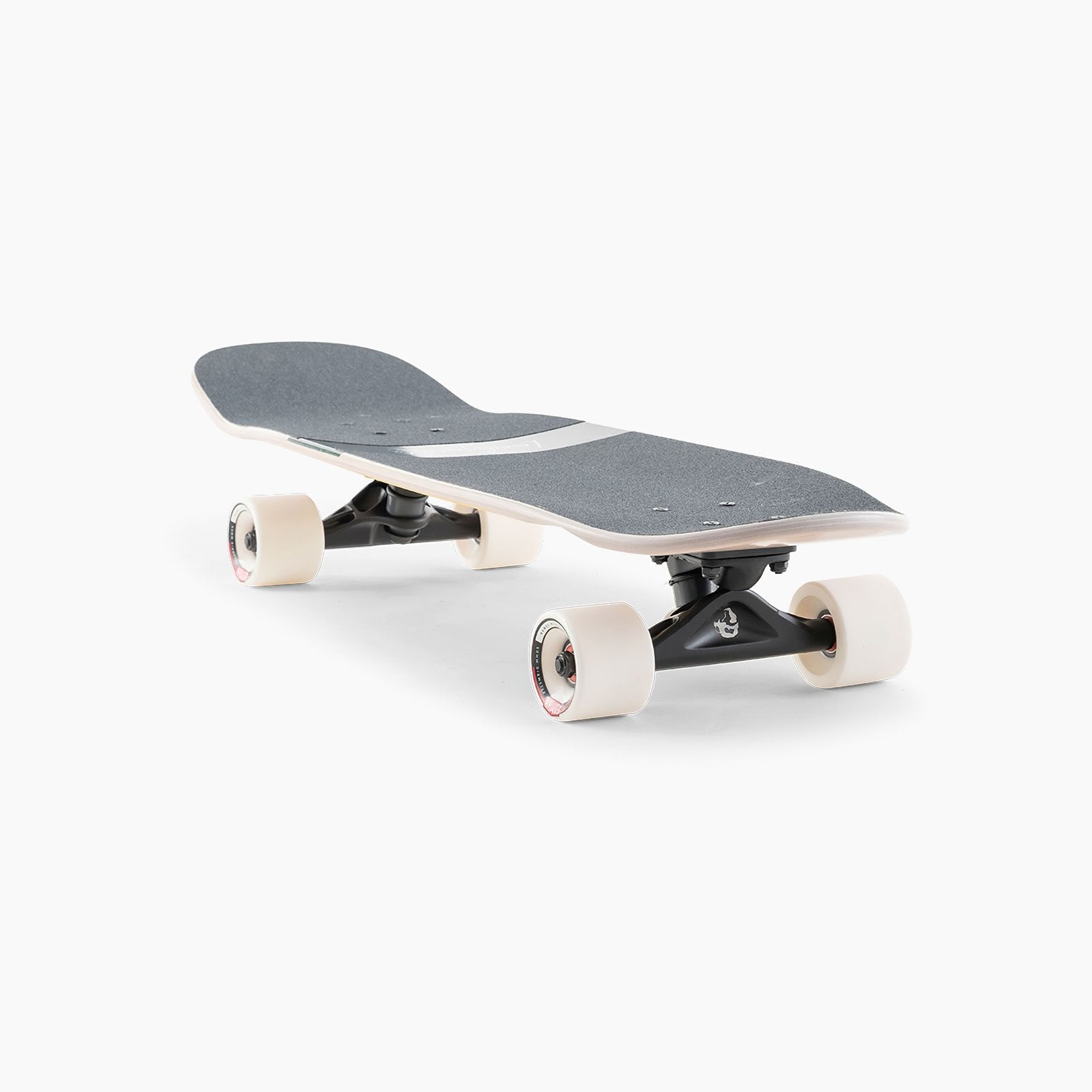 120CP-UBDYBLWC-Dinghy_Blunt_Wild_Cats_Complete-Cruiser-Boards-Wheels_Down-Web_1bcd13eb-e508-4a7f-bb03-937581d77f29