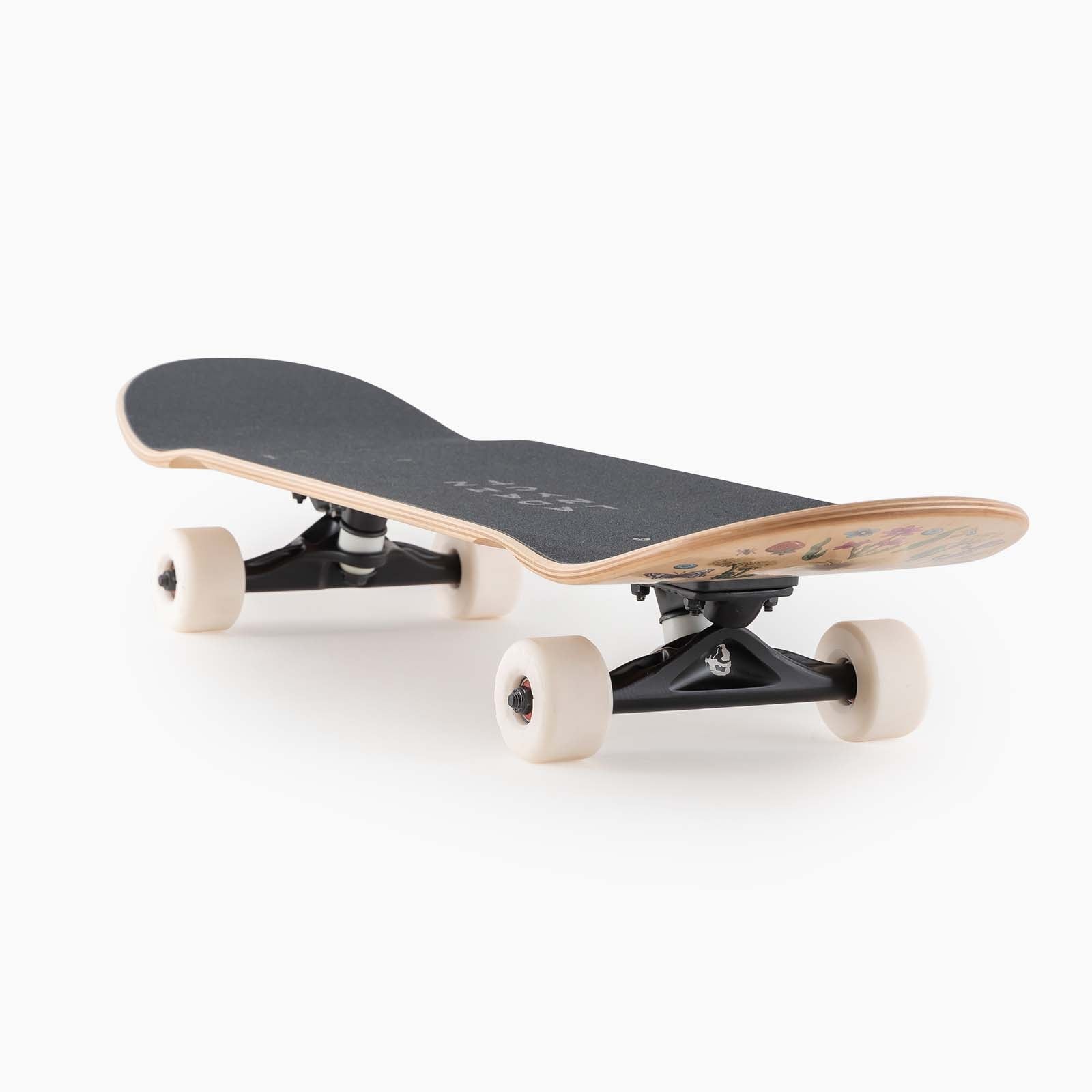 121CP-ATVSTW_-ATVSaidtheWhalestreetskateboard_wheeldown_AD_0103-WEB