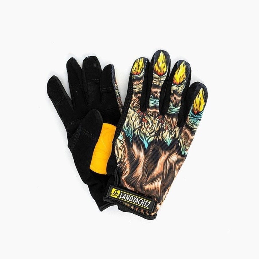 WereWolf-Gloves-WEB_7d21daba-daf9-4ac3-b6e4-5c4961329377